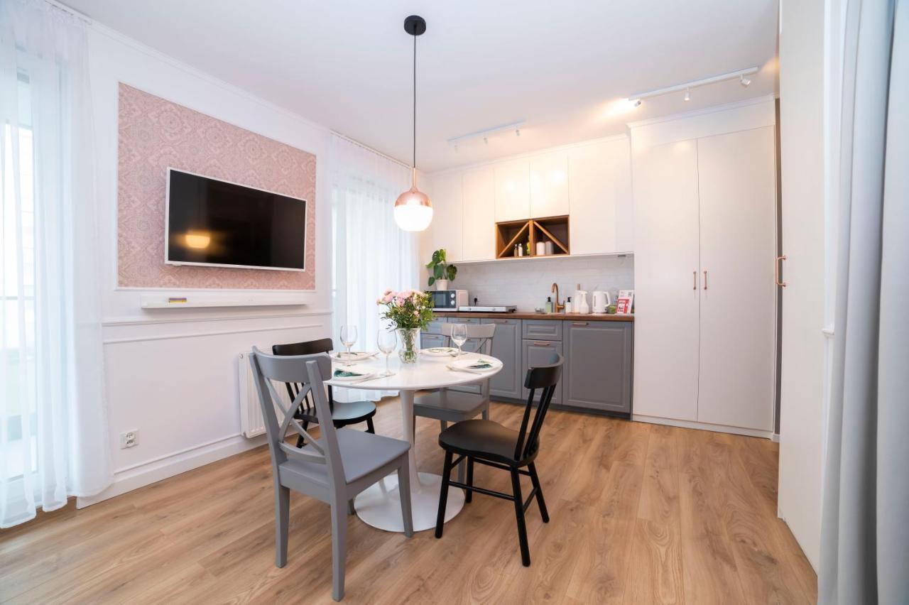 Heaven Apartment In The Old Town With Private Parking Danzig Exterior foto