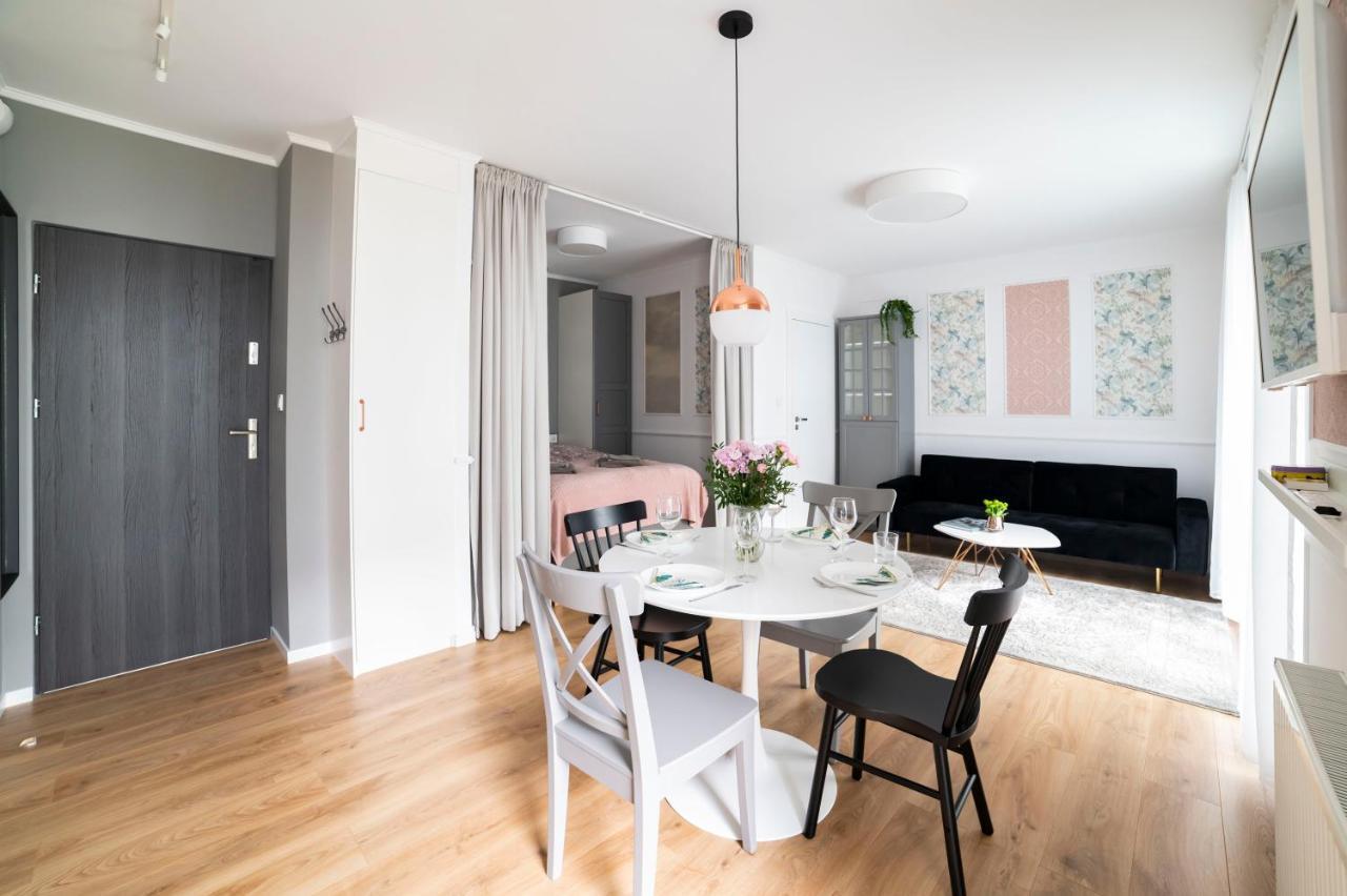 Heaven Apartment In The Old Town With Private Parking Danzig Exterior foto