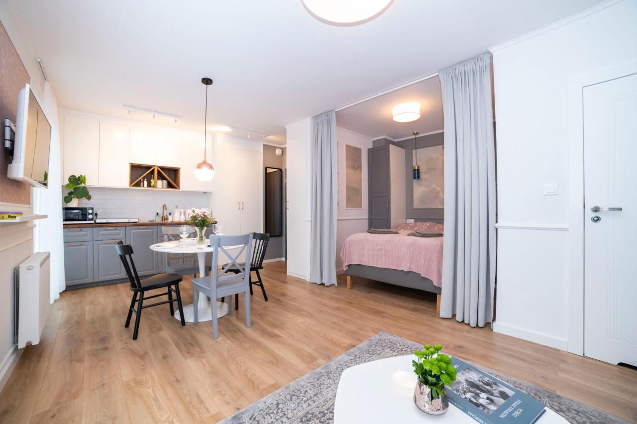 Heaven Apartment In The Old Town With Private Parking Danzig Exterior foto