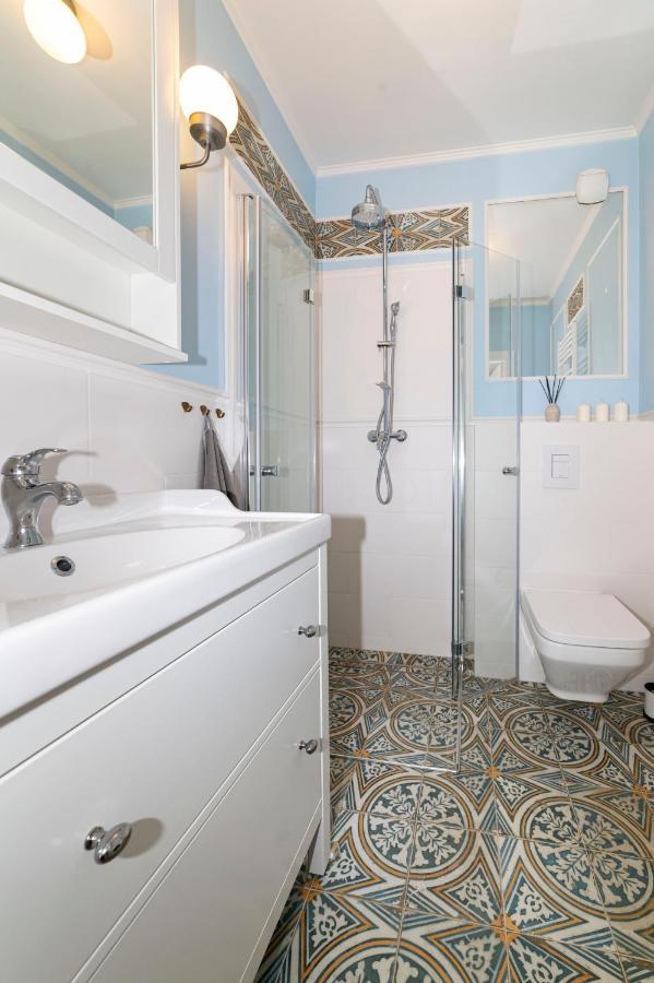 Heaven Apartment In The Old Town With Private Parking Danzig Exterior foto