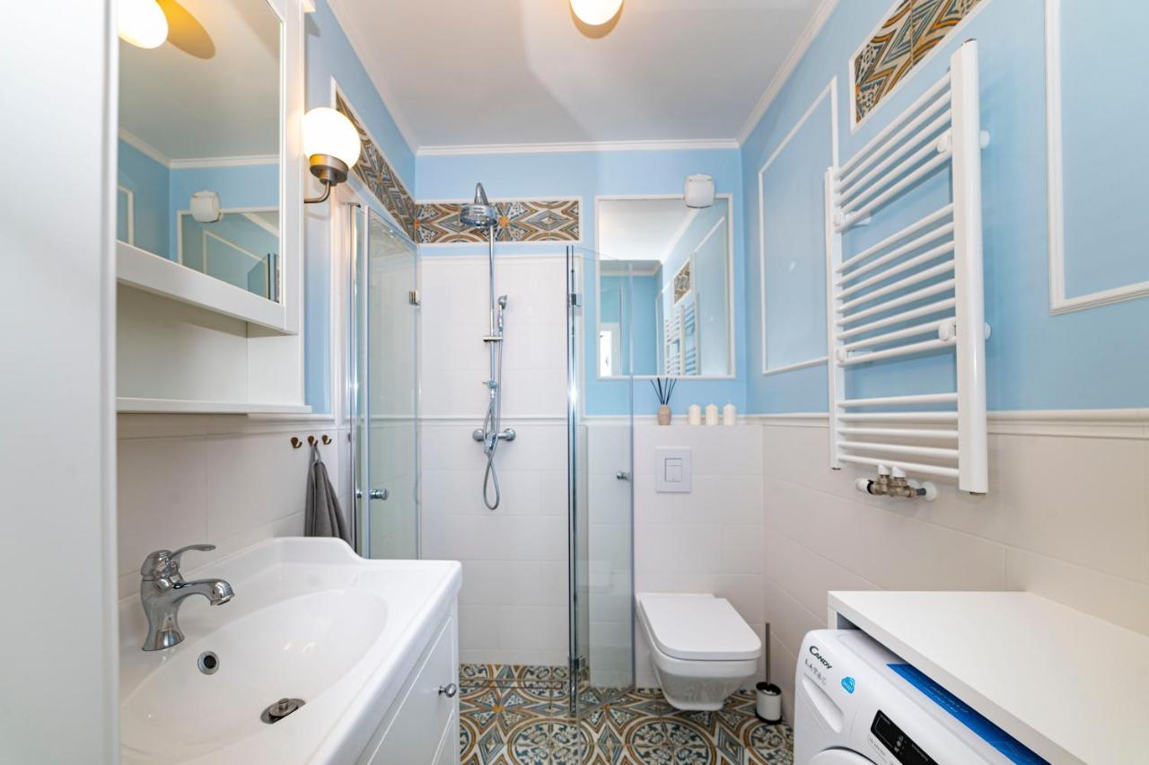 Heaven Apartment In The Old Town With Private Parking Danzig Exterior foto