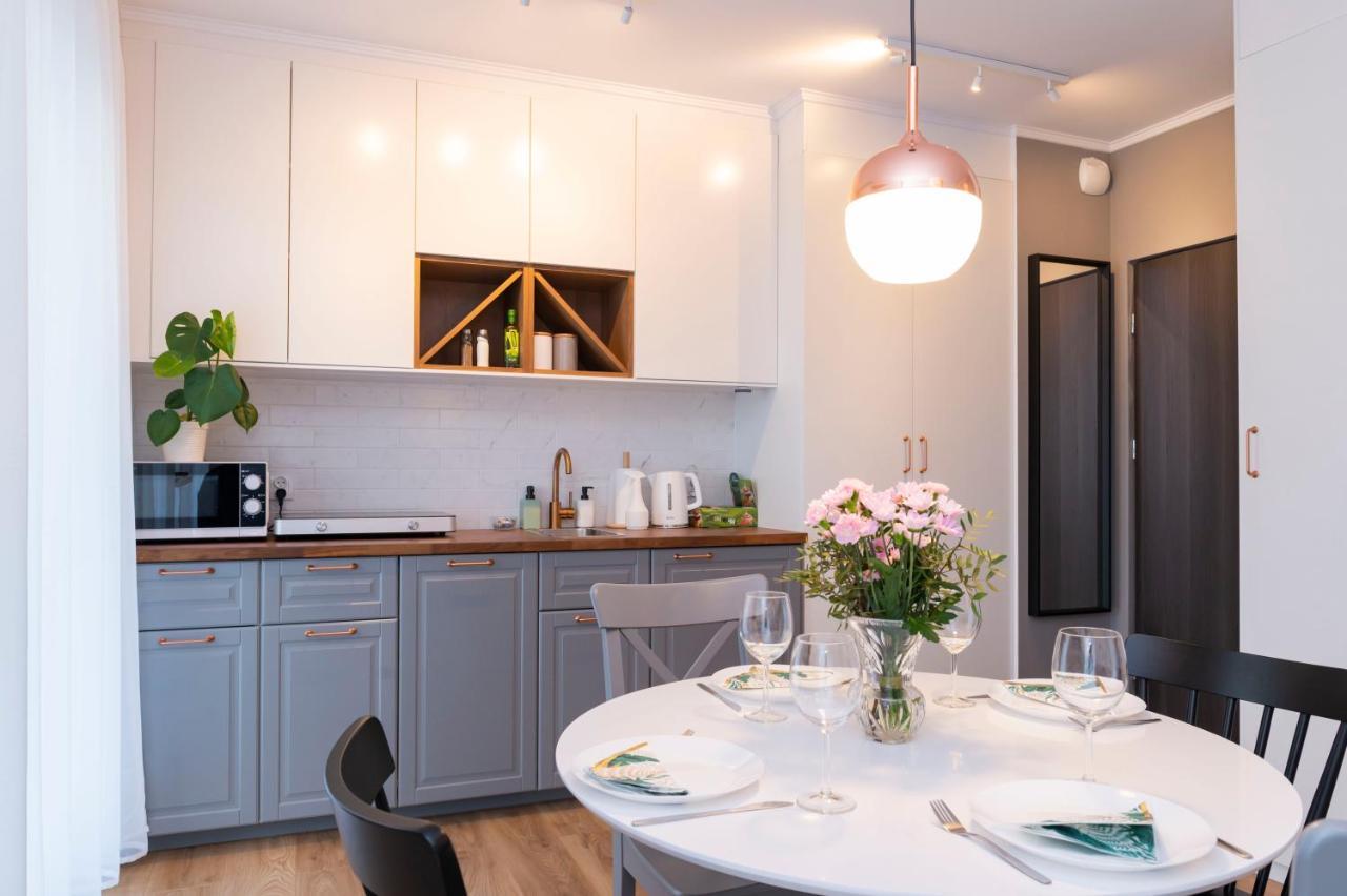 Heaven Apartment In The Old Town With Private Parking Danzig Exterior foto