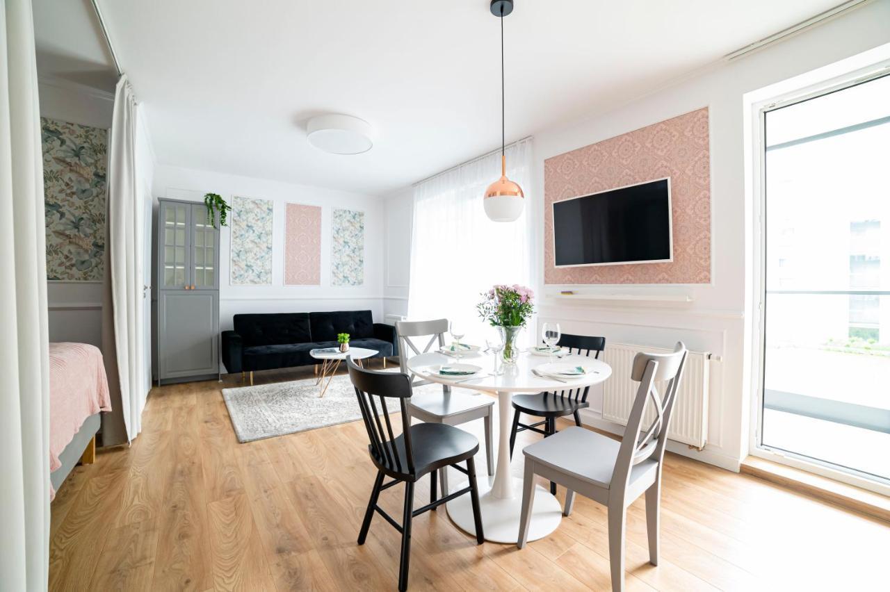 Heaven Apartment In The Old Town With Private Parking Danzig Exterior foto