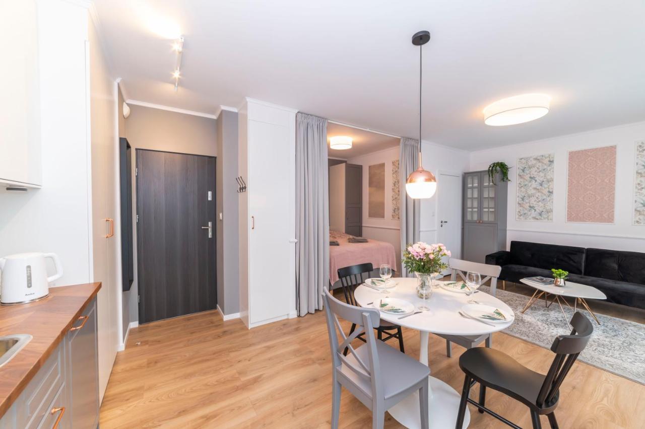 Heaven Apartment In The Old Town With Private Parking Danzig Exterior foto